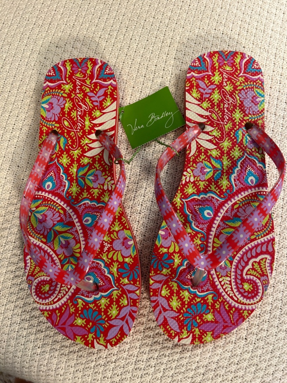 VERA BRADLEY Paisley in Paradise Red & Purple Flip Flop Sandals Size M (7 - 8)